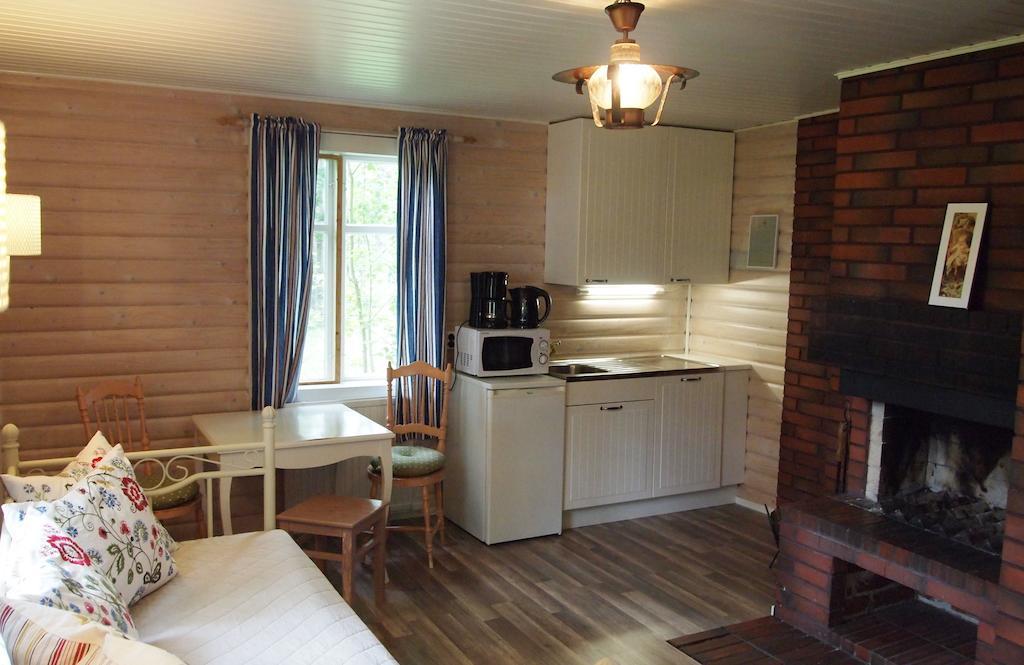 Tammiston Cottages Naantali Ruang foto